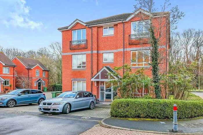 2 Bedroom Apartment To Rent In Angelica Way, Whiteley, Fareham, Hampshire, PO15