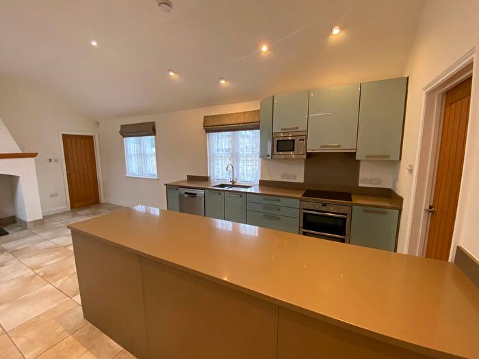 2 Bedroom Detached Bungalow To Rent In Brook Road, Bassingbourn, Royston, SG8