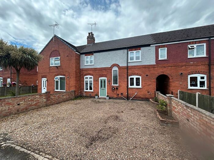 4 Bedroom Terraced House For Sale In Devon Road, Newark, NG24