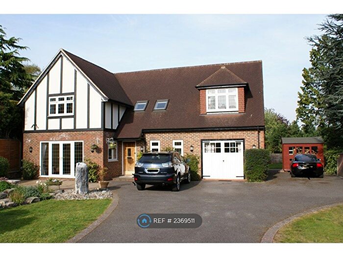 4 Bedroom Detached House To Rent In Howell Hill, Sutton, SM2