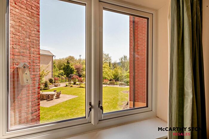 1 Bedroom Apartment For Sale In Booth Court, Handford Road, Ipswich, IP1