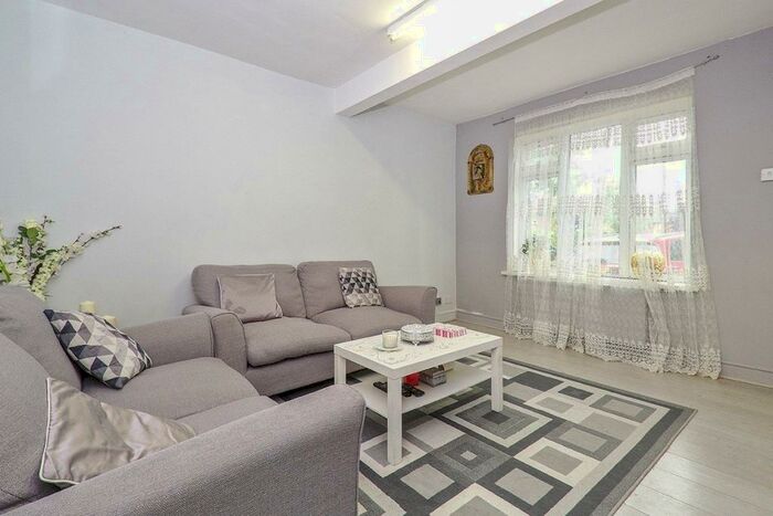 2 Bedroom Terraced House To Rent In Bournbrook Road, London, SE3