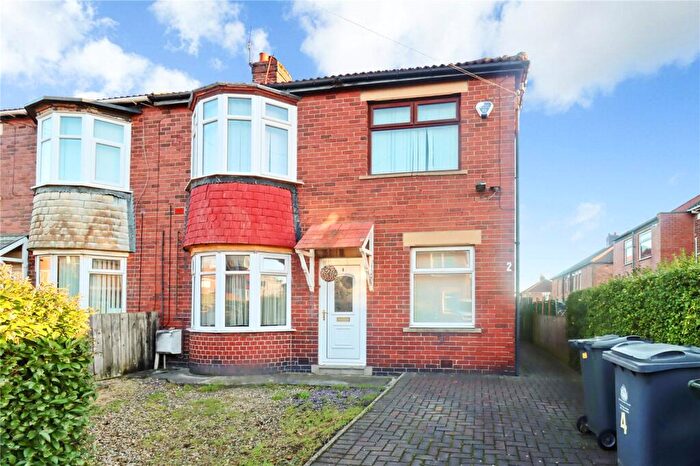 2 Bedroom Flat For Sale In Cleveland Gardens, Wallsend, Tyne And Wear, NE28
