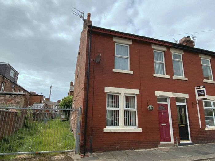 3 Bedroom House To Rent In Oscar Street, Blackpool, FY4