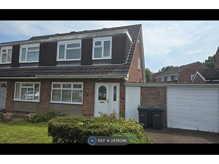 3 Bedroom Semi-Detached House To Rent In Regency Gardens, Birmingham, B14