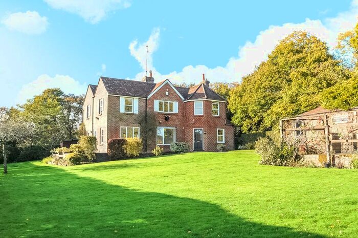 5 Bedroom Detached House To Rent In Goat Crossroad, Forest Row, RH18