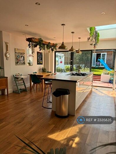 3 Bedroom Detached House To Rent In Mayfield Avenue, Poole, BH14