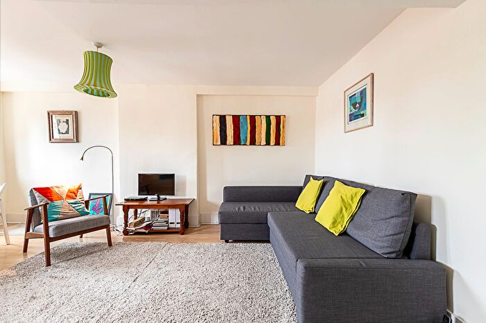 1 Bedroom Flat To Rent In Edgware Road, London, W2