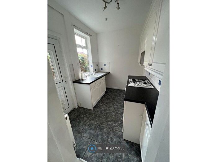 3 Bedroom Terraced House To Rent In Norway Street, Salford, M6