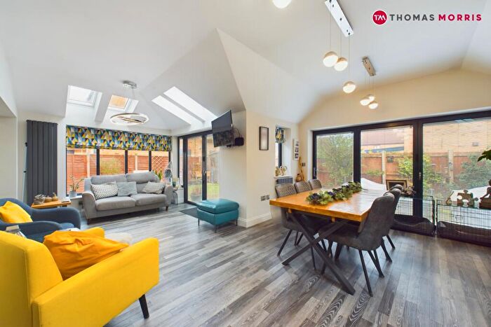 4 Bedroom Detached House For Sale In Tinkers Lane, Sawtry, Huntingdon, PE28