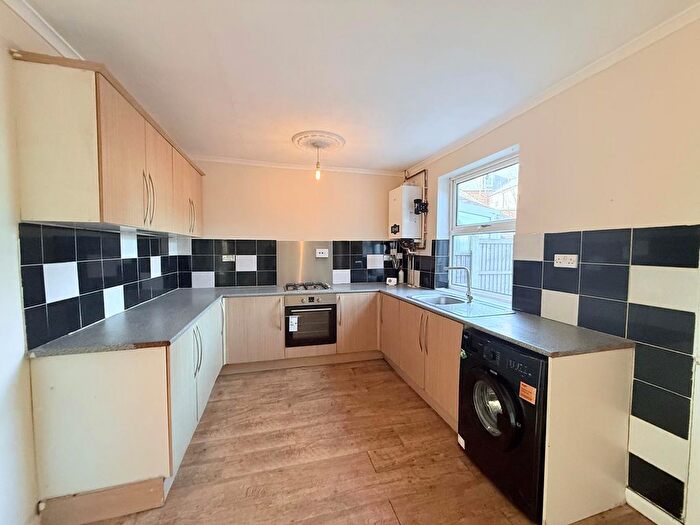 3 Bedroom Property To Rent In Cyril Avenue, Nottingham, NG8