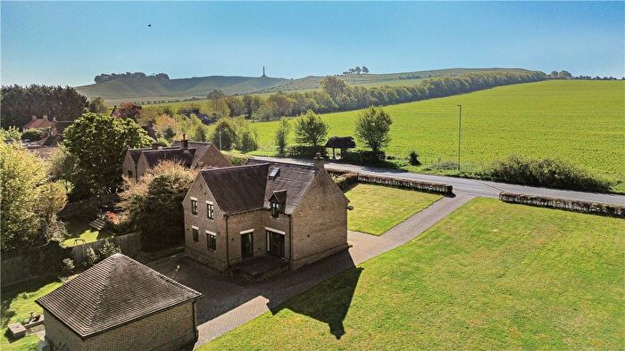 4 Bedroom Detached House For Sale In Main Road, Cherhill, Calne, Wiltshire, SN11