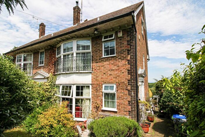 4 Bedroom Semi-Detached House For Sale In Sackville Close, Lewes, BN7