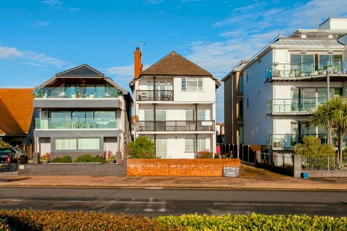 2 Bedroom Flat To Rent In Chalkwell Esplanade, Westcliff-On-Sea, SS0