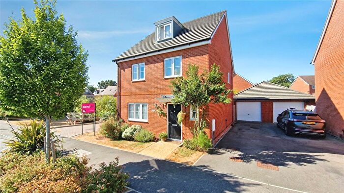 5 Bedroom Detached House For Sale In Hunstanton Drive, Binfield, Bracknell, Berkshire, RG42
