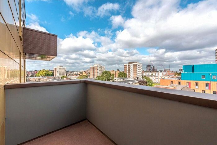 3 Bedroom Penthouse To Rent In The Residence Hoxton, Crondall Street, Hoxton, London, N1
