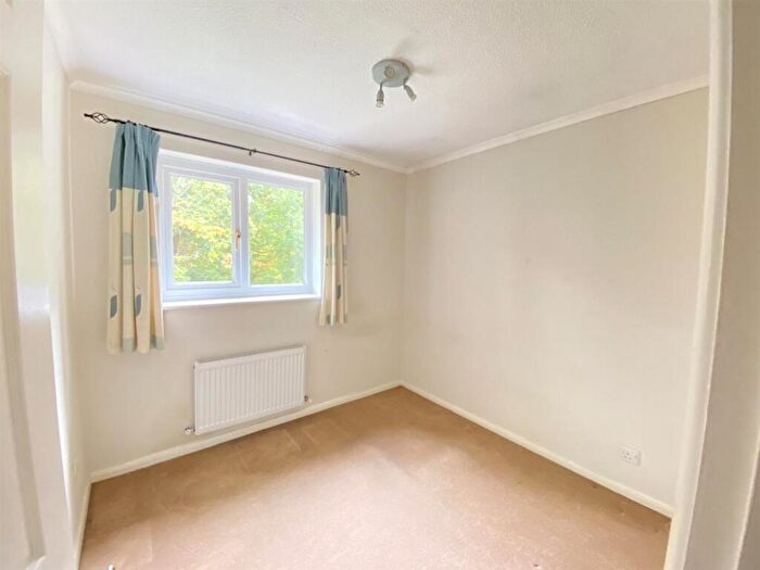 2 Bedroom Cluster House To Rent In Compass Field, Hook, RG27