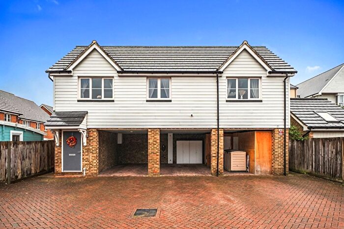 2 Bedroom Detached House For Sale In Spire Way, Wainscott, Rochester, Kent., ME3