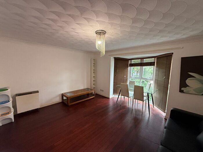 3 Bedroom Flat To Rent In St Lawrence Quay, Salford Quays, Salford, M50