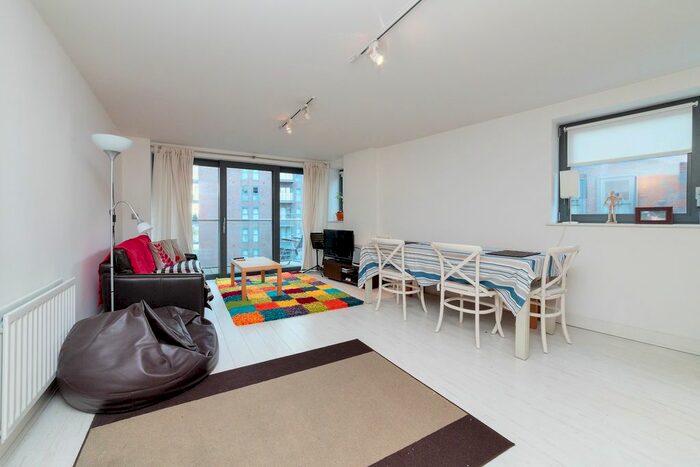 2 Bedroom Flat To Rent In Surrey Quays Road, London, SE16