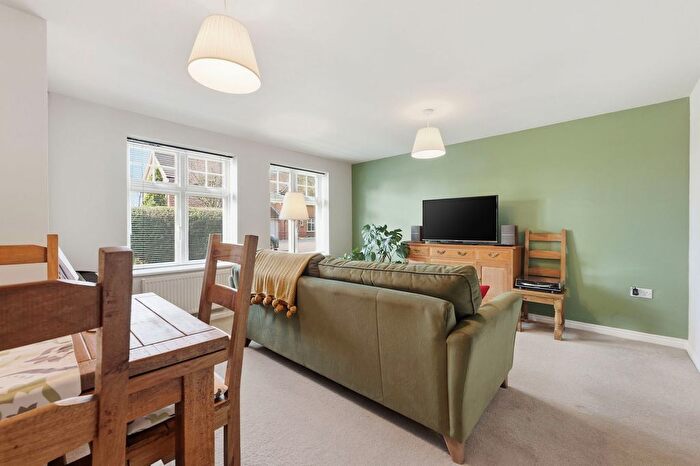 2 Bedroom Flat For Sale In Sheridan Way, Nottingham, Nottinghamshire, NG5