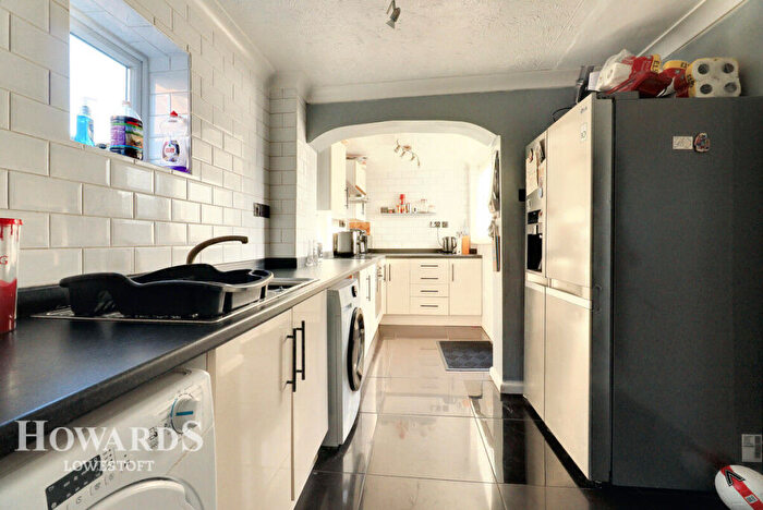 3 Bedroom End Of Terrace House For Sale In Normandy Road, Lowestoft, NR32