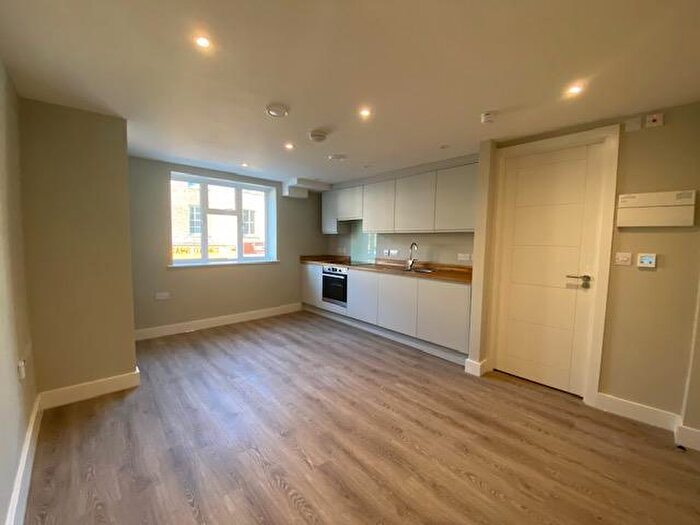 Flat To Rent In Flat, Essex House, Regent Street, Cambridge, CB2