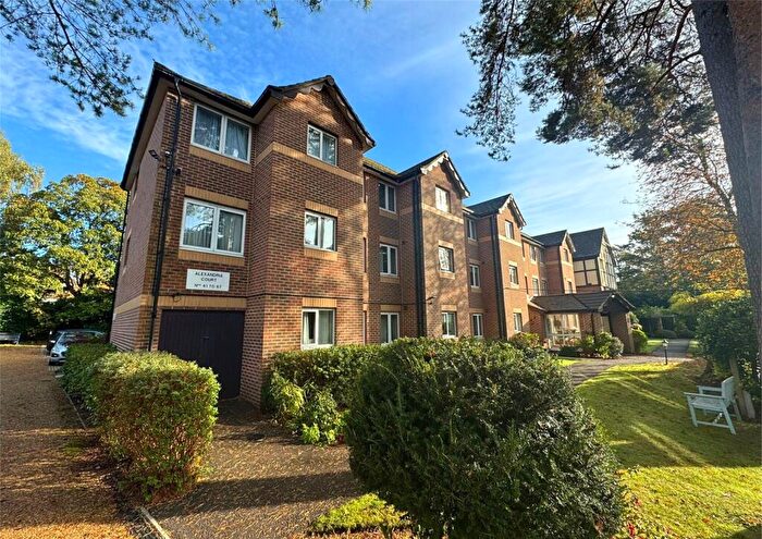 1 Bedroom Apartment For Sale In Glenmoor Road, West Parley, Ferndown, Dorset, BH22