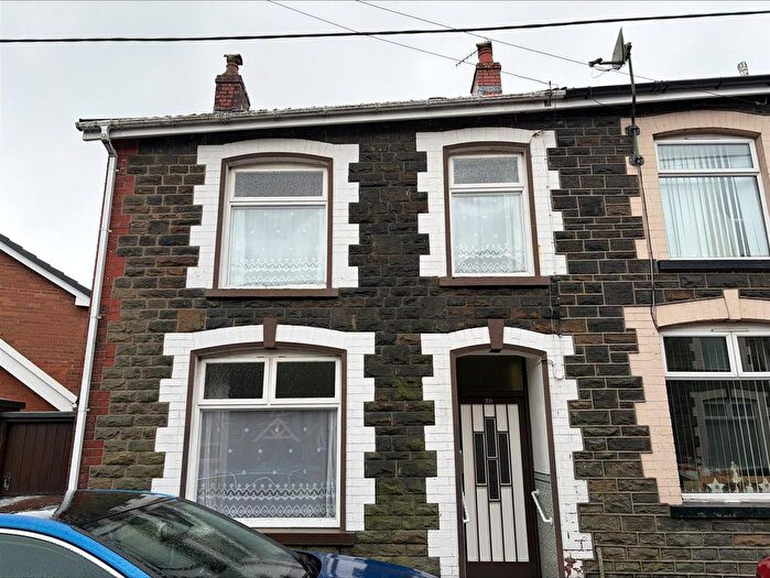 3 Bedroom End Terrace House For Sale In Nash Street, Abercynon, Mountain Ash, CF45