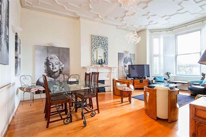 4 Bedroom Flat To Rent In Sandwell Mansions, West End Lane, London, NW6