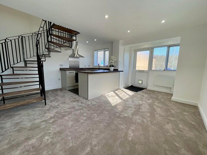 1 Bedroom Town House To Rent In Ravensthorpe Drive, Loughborough, LE11