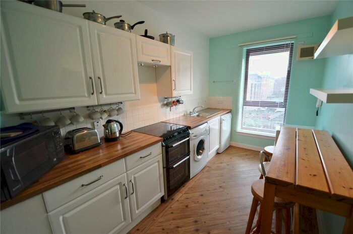 2 Bedroom Flat To Rent In Ashley Street, Woodlands, Glasgow, G3