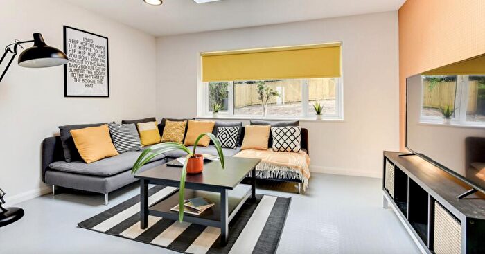 8 Bedroom House To Rent In Talbot Crescent, Brighton, BN1