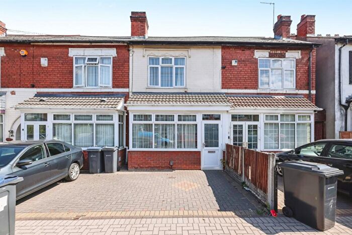 3 Bedroom Terraced House For Sale In Southern Road, Birmingham, B8