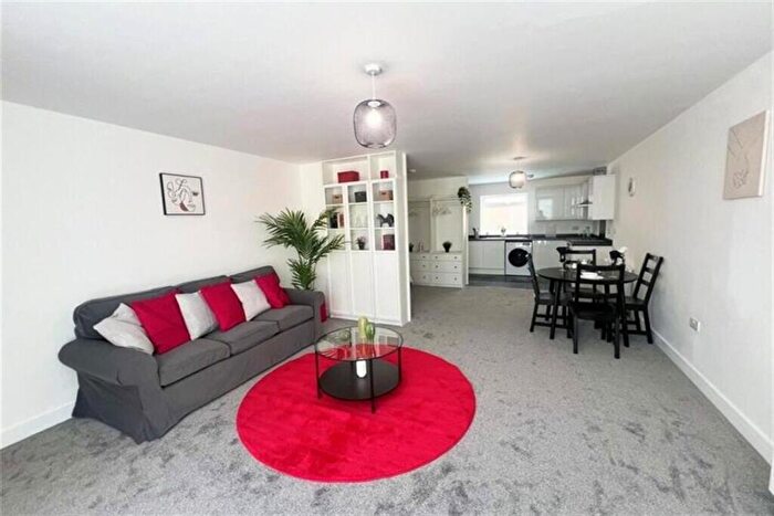 Flat To Rent In Southampton, SO15