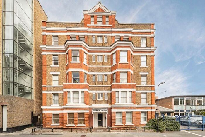 Studio For Sale In Baldwins Gardens, Courtfield House, EC1N