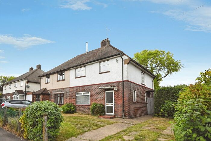 3 Bedroom Semi-detached House For Sale In Danes Way, Pilgrims Hatch, Brentwood, CM15
