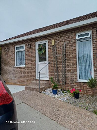 2 Bedroom Bungalow To Rent In Conway Road, Falmouth, TR11