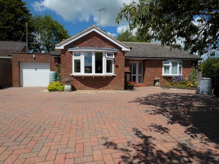 2 Bedroom Detached Bungalow For Sale In Park Road, North Newnton, Pewsey, SN9