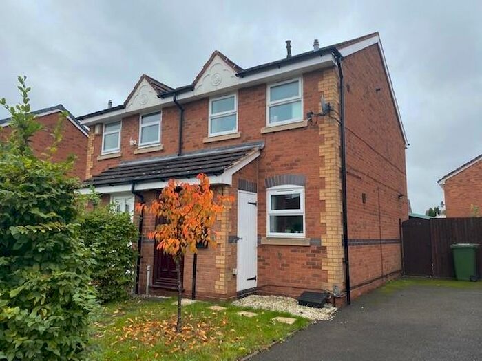 2 Bedroom Semi-Detached House To Rent In Kettlebrook Road, Tamworth, B77