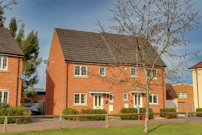 2 Bedroom Semi-Detached House To Rent In Discovery Close, Coalville, LE67