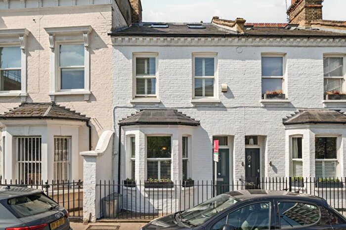 5 Bedroom Terraced House For Sale In Battersea High Street, Battersea, London, SW11