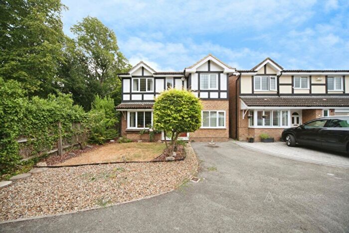 4 Bedroom Detached House To Rent In Milton Way, Houghton Regis, Dunstable, LU5