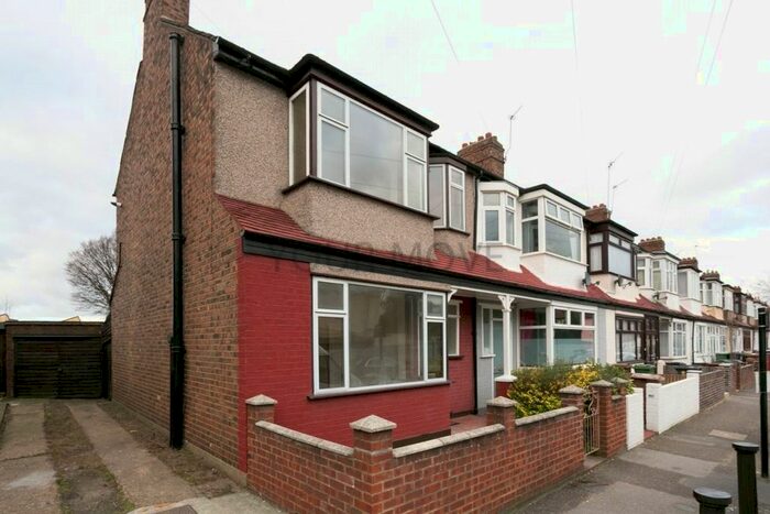 3 Bedroom Detached House To Rent In Canning Road, Walthamastow, London, E17