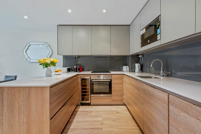 1 Bedroom Flat To Rent In Boulevard Drive, London NW9