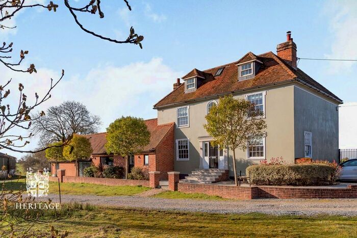 5 Bedroom Detached House For Sale In Tey Road, Coggeshall, CO6