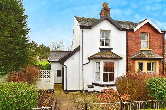 2 Bedroom Semi-Detached House For Sale In Lynton Place, Alsager, Stoke-on-Trent, Cheshire, ST7