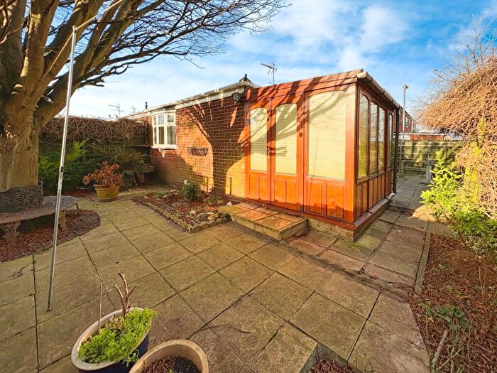 1 Bedroom Bungalow For Sale In Ladyside Close, Bransholme, Hull, East Yorkshire, HU7