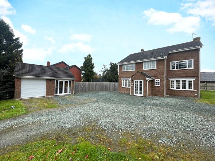4 Bedroom Detached House For Sale In Meadow View, Llandrinio, Llanymynech, Powys, SY22