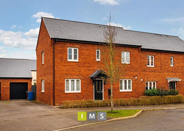 3 Bedroom Semi Detached House For Sale In Wellington Road, Upper Heyford, OX25